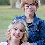 Hannah and Amy Smith